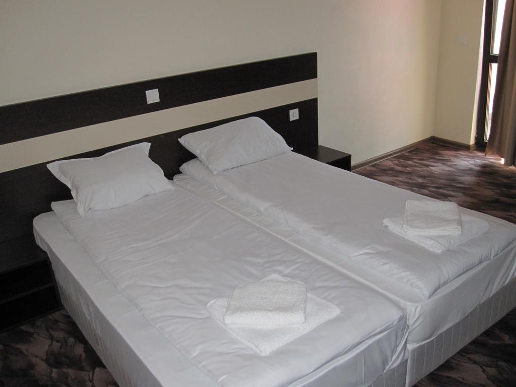Hotel Deyanira Gorno Dryanovo 客房 照片