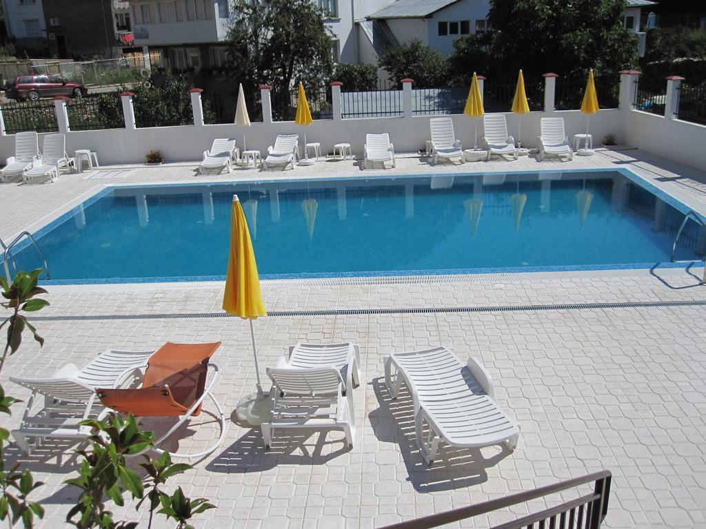 Hotel Deyanira Gorno Dryanovo 外观 照片