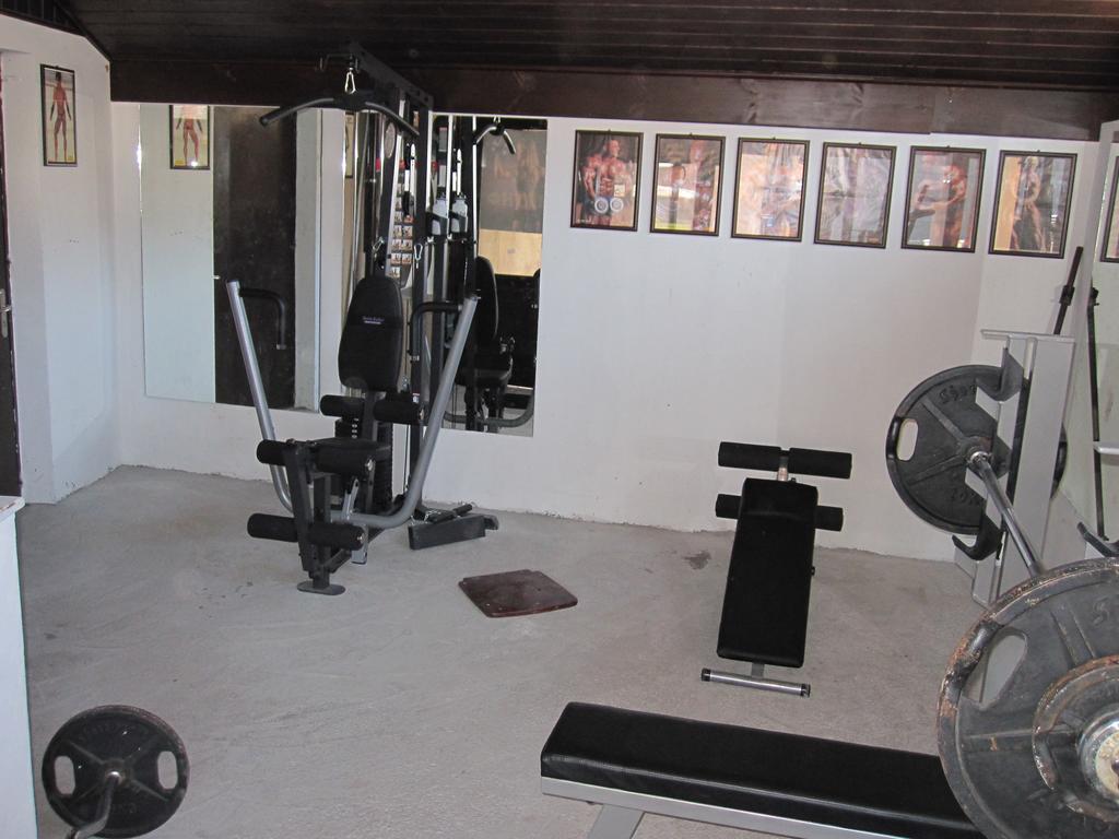 Hotel Deyanira Gorno Dryanovo 外观 照片