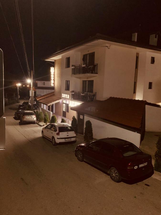 Hotel Deyanira Gorno Dryanovo 外观 照片