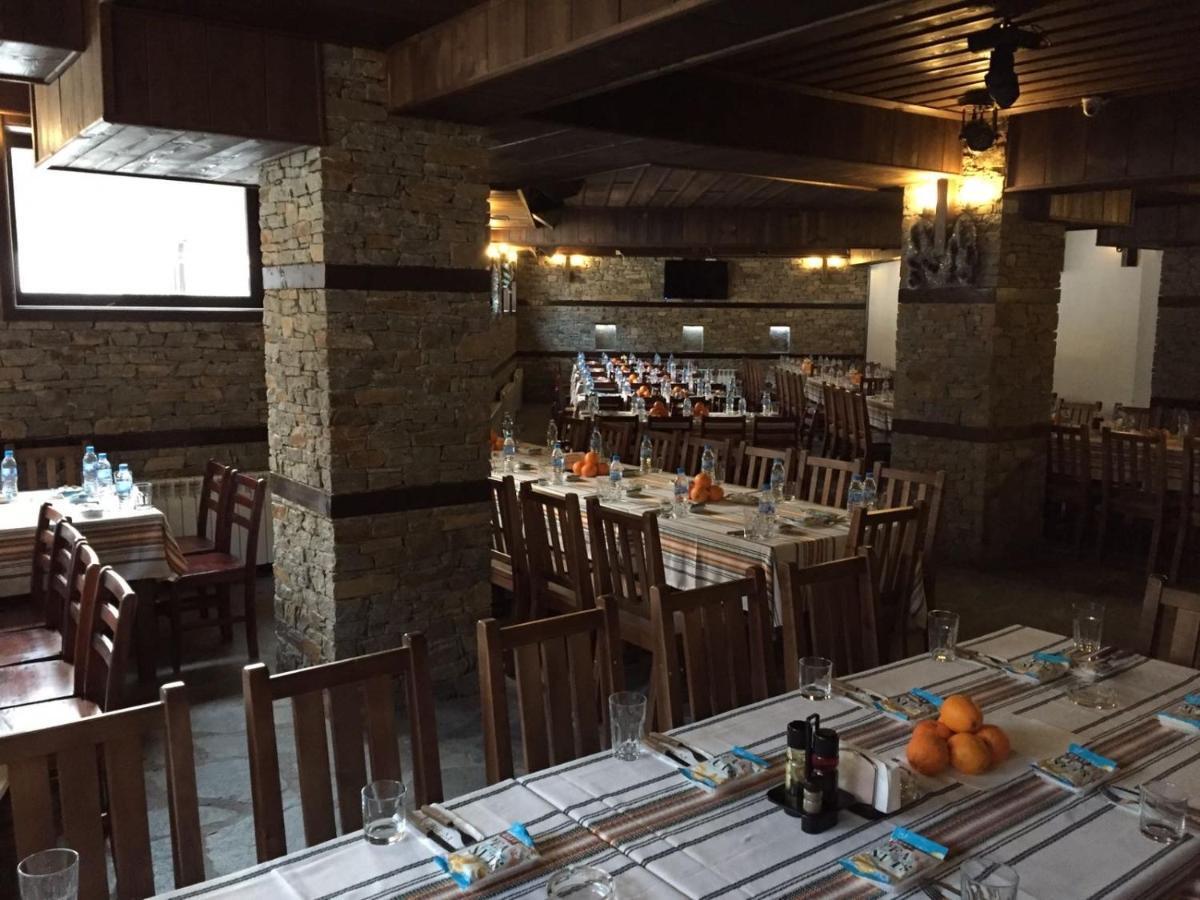 Hotel Deyanira Gorno Dryanovo 外观 照片